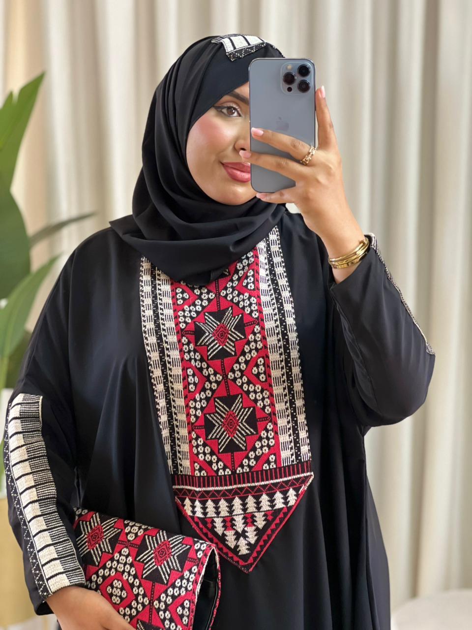 عباية اردنية راقية 3 قطع لإطلالة فخمة ومريحة في كل مناسبة تأتي مع فولار و حقيبة.r5